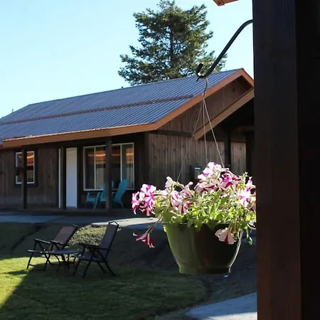 Family Cabin Unit 9